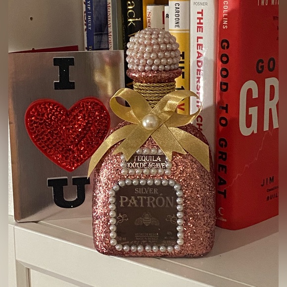 Handcrafted Glittered Patron Tequila bottle-Rose Gold - Picture 3 of 6